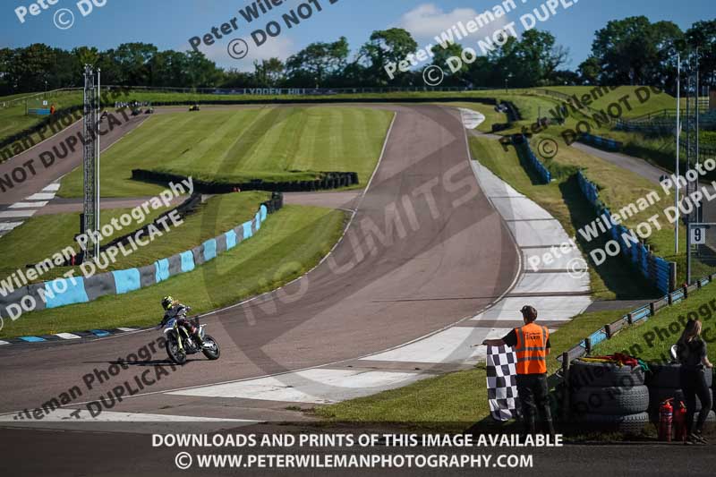 enduro digital images;event digital images;eventdigitalimages;lydden hill;lydden no limits trackday;lydden photographs;lydden trackday photographs;no limits trackdays;peter wileman photography;racing digital images;trackday digital images;trackday photos